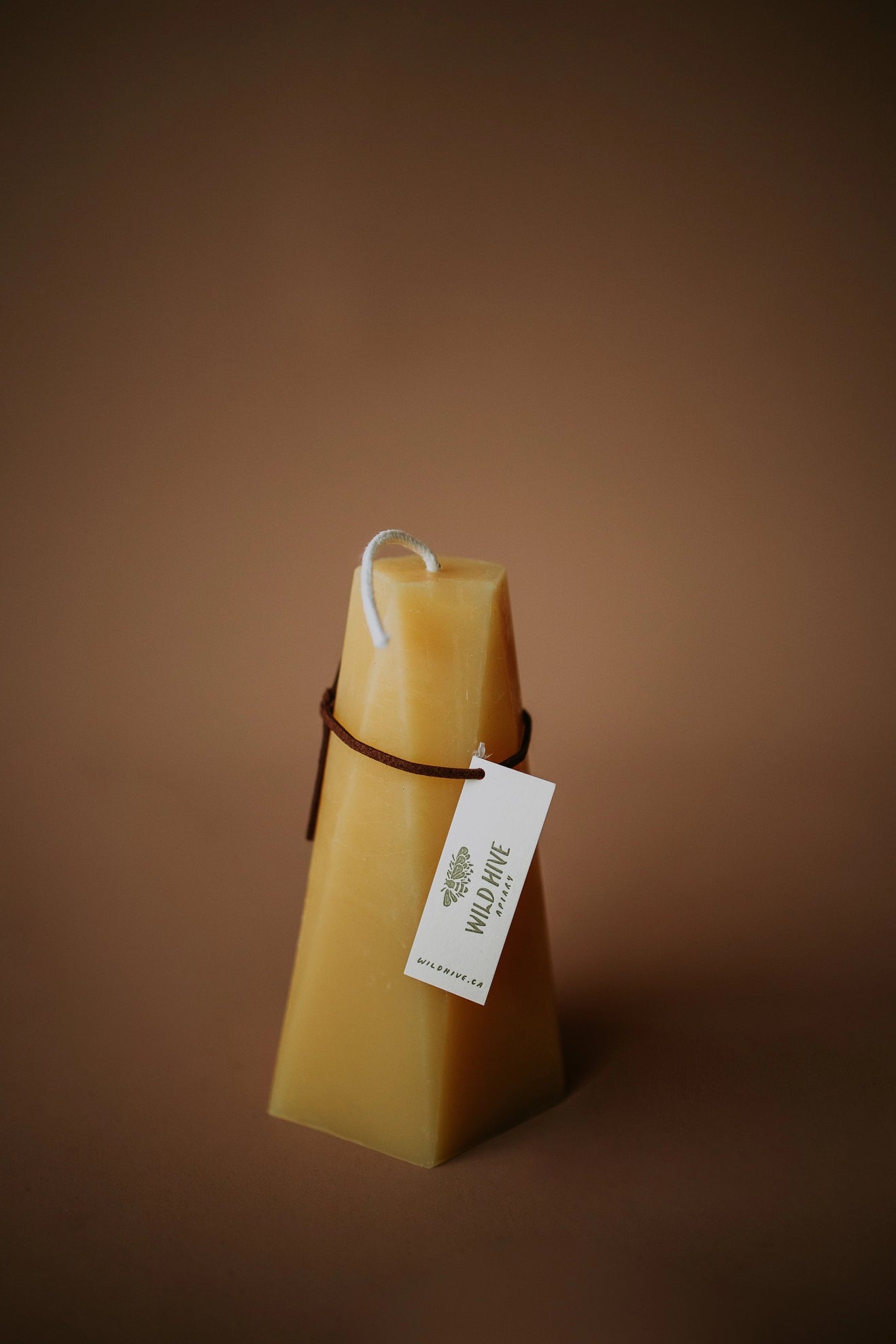 Aurora | Long-Burning Sculptural Beeswax Candle