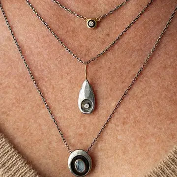 Textured Teardrop Dip Necklace with Diamond