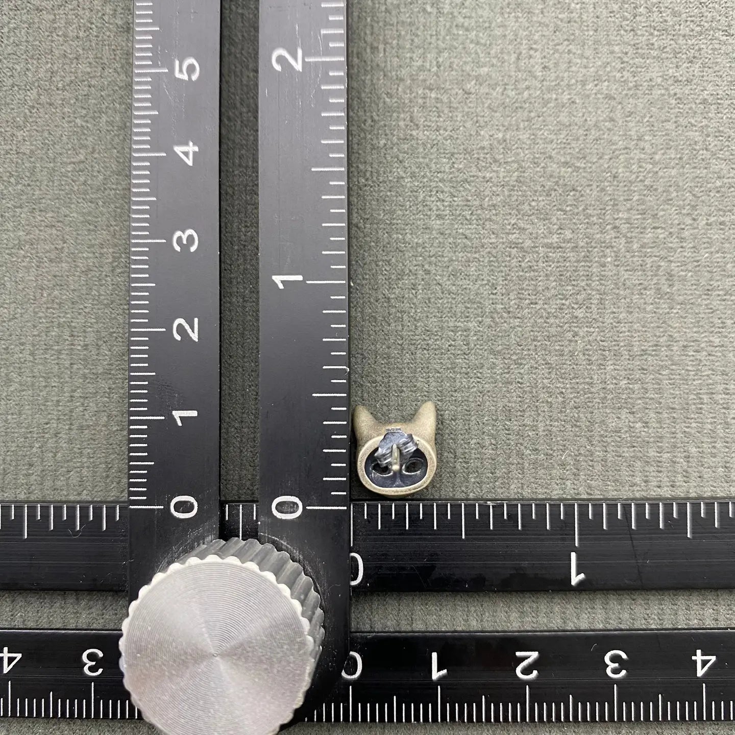 Sterling Silver Cat's Head Ear Studs