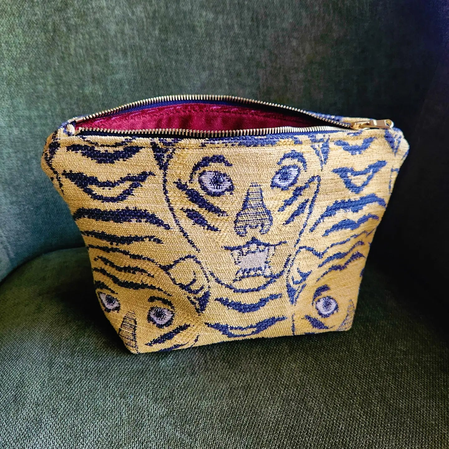 Butter Cup Velvet Tiger Traveller