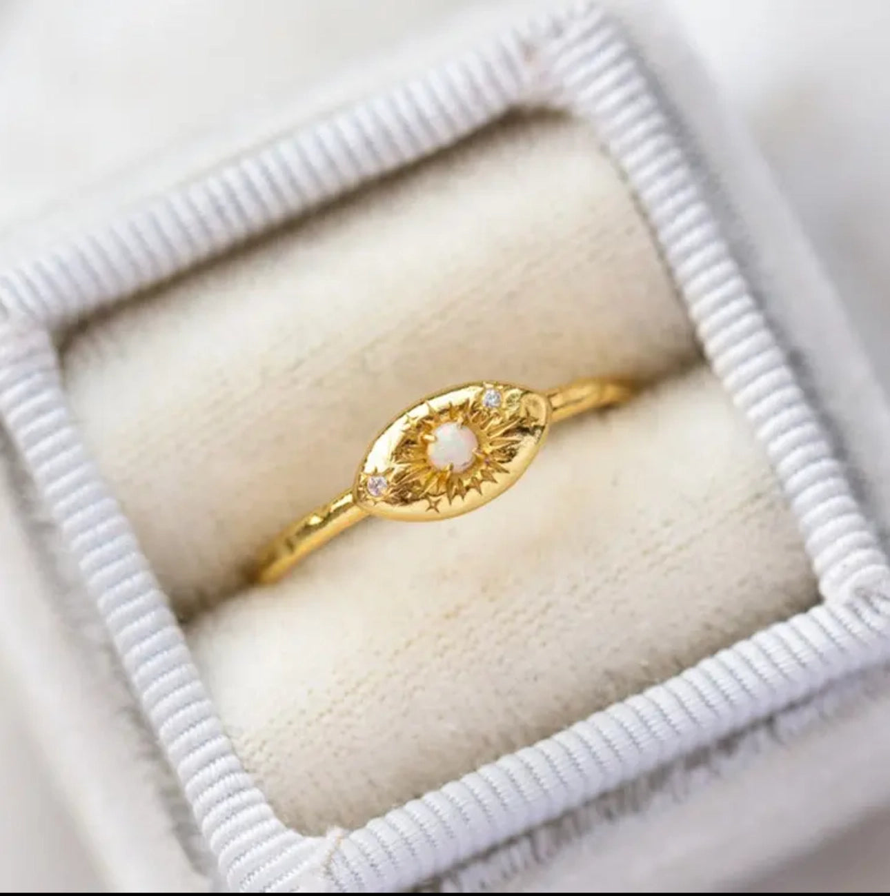 Ethereal Guardian Ring
