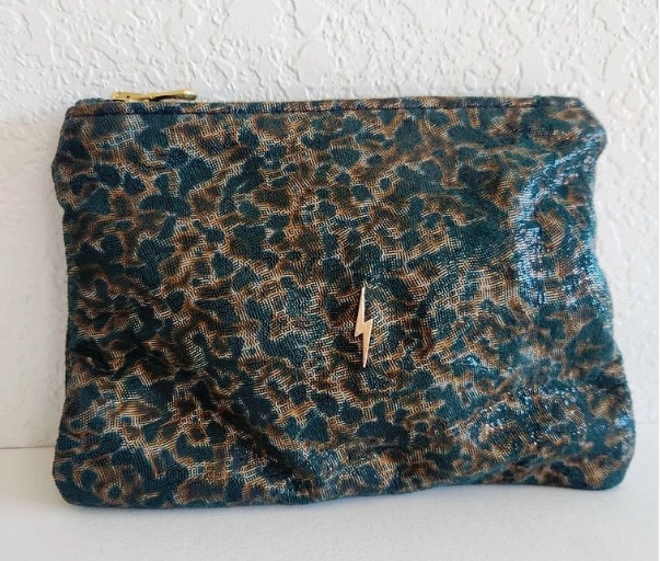 Distressed Hand Bag Collection