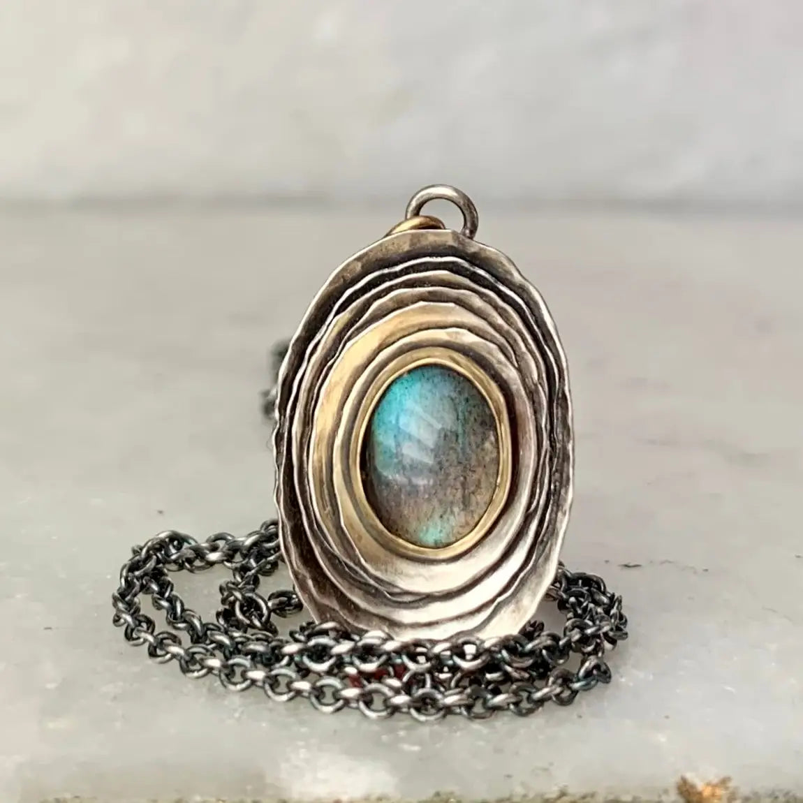 Vertical Oval Cusp Necklace