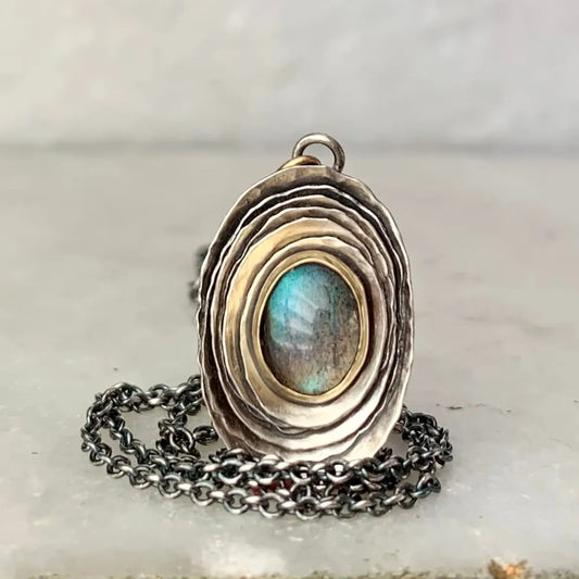 Vertical Oval Cusp Necklace