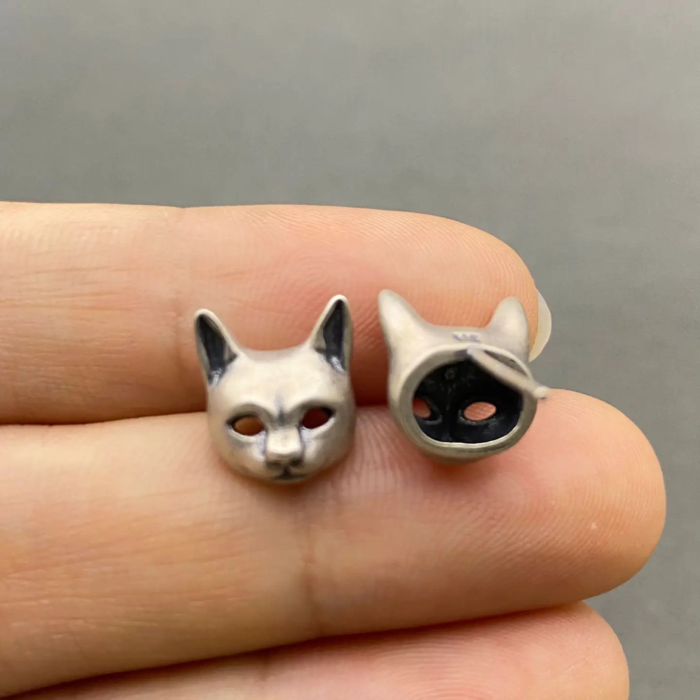 Sterling Silver Cat's Head Ear Studs