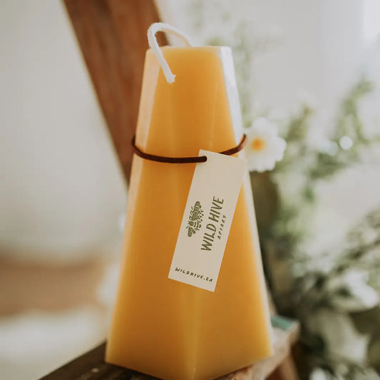 Aurora | Long-Burning Sculptural Beeswax Candle
