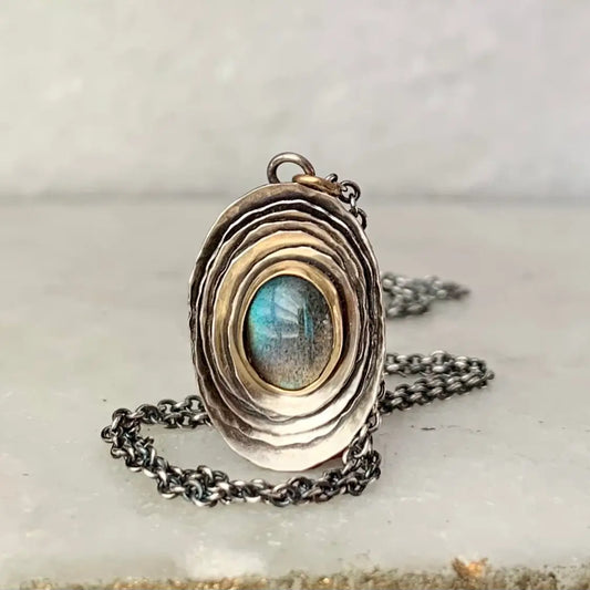Vertical Oval Cusp Necklace