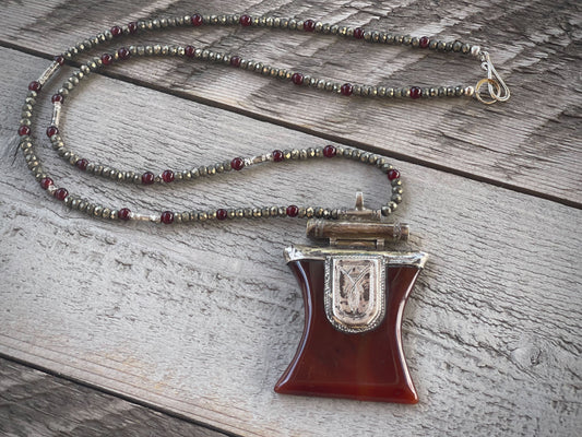 Vintage Tuareg | Silver and Carnelian Talisman