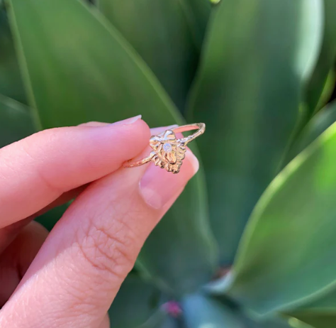 Communion | Divine Heart Ring