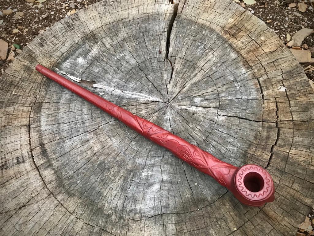 Carved Wood Pipe | Grande Collection