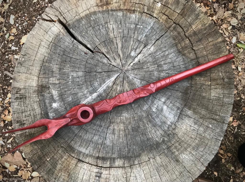 Carved Wood Pipe | Grande Collection