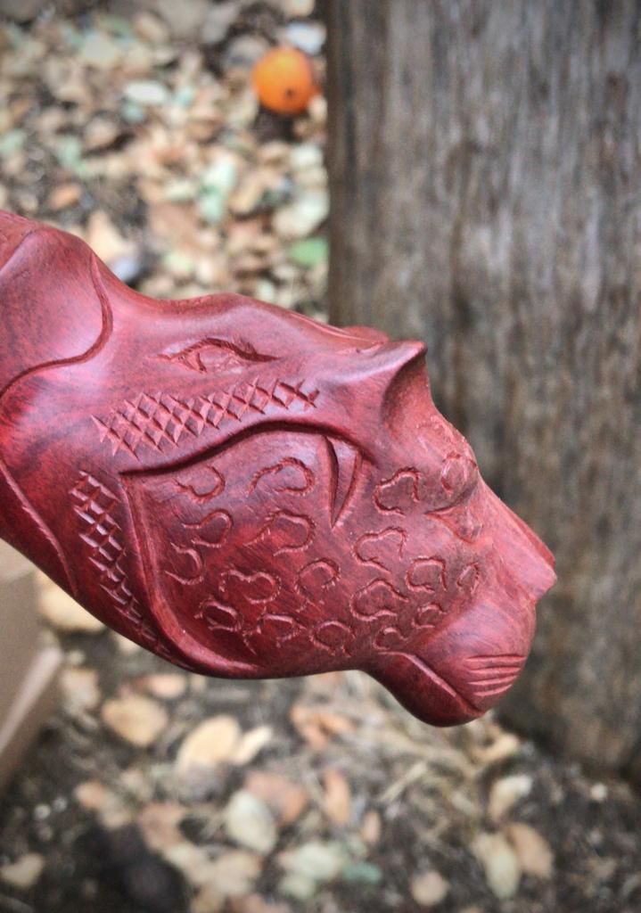 Carved Wood Pipe | Grande Collection