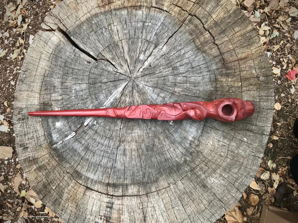 Carved Wood Pipe | Grande Collection