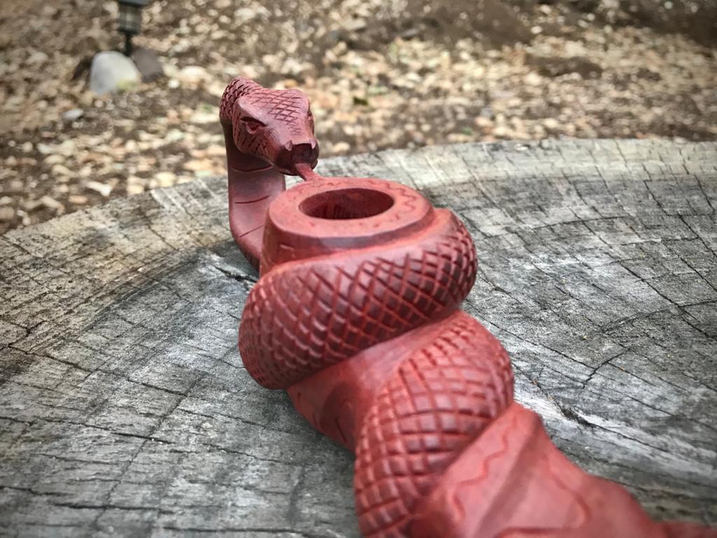 Carved Wood Pipe | Grande Collection