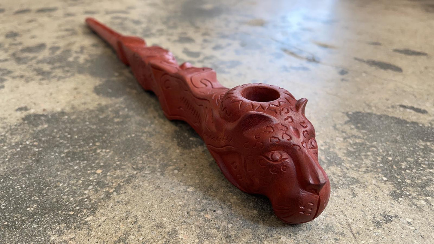 Carved Wood Pipe | Grande Collection