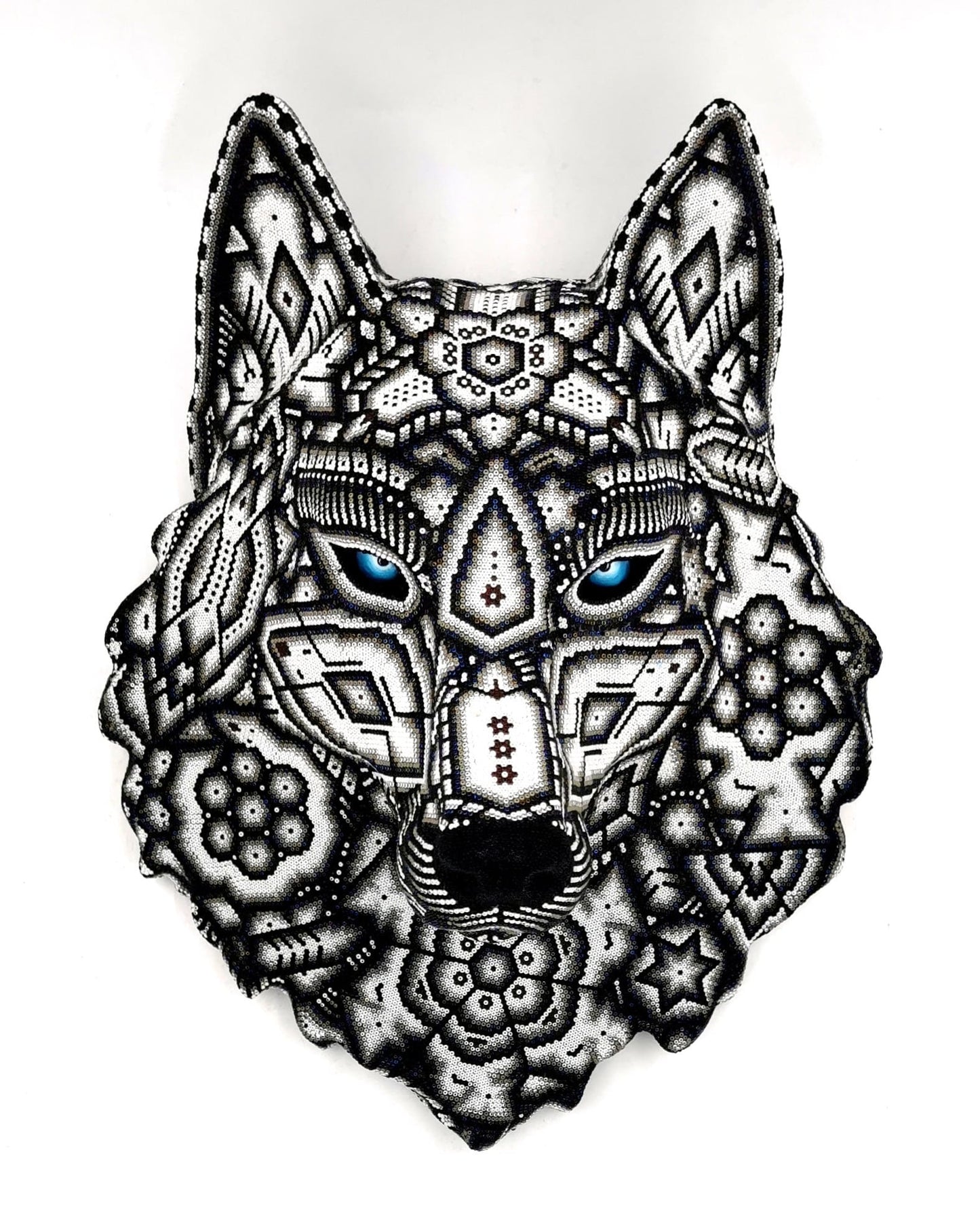 Illusion Wolf | Huichol Beaded