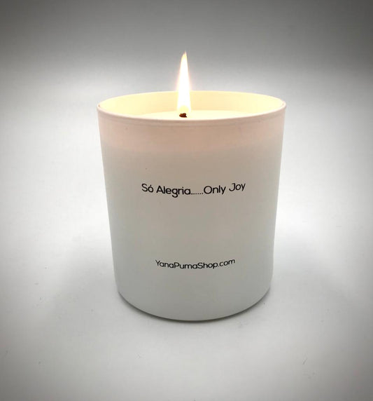 Hand Poured Yanapuma Illumina Candles